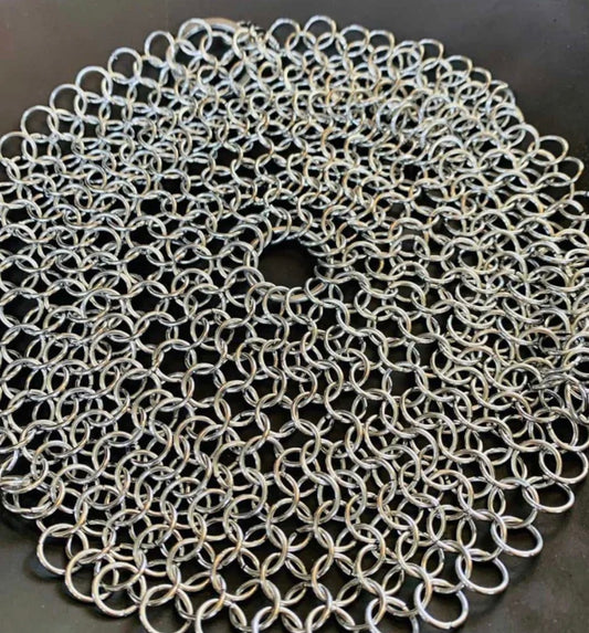 CLEAVER & BLADE™ FOUNDRY SERIES
Stainless Chainmail Scrubber