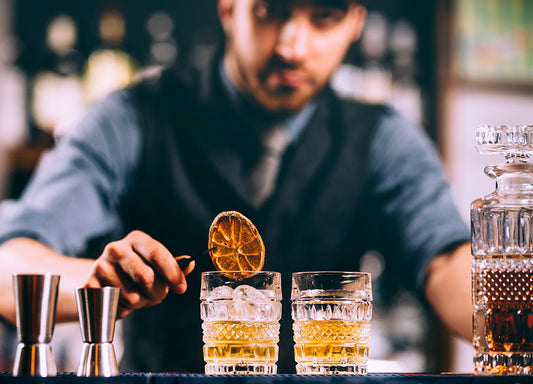 15 signs you’ve been a bartender for too long Cleaverandblade.com