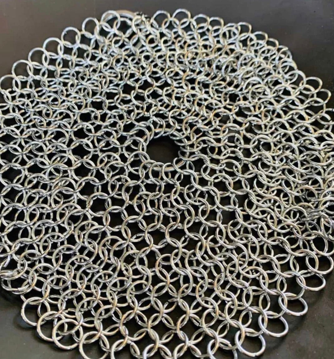 CLEAVER & BLADE™ FOUNDRY SERIES

Stainless Chainmail Scrubber