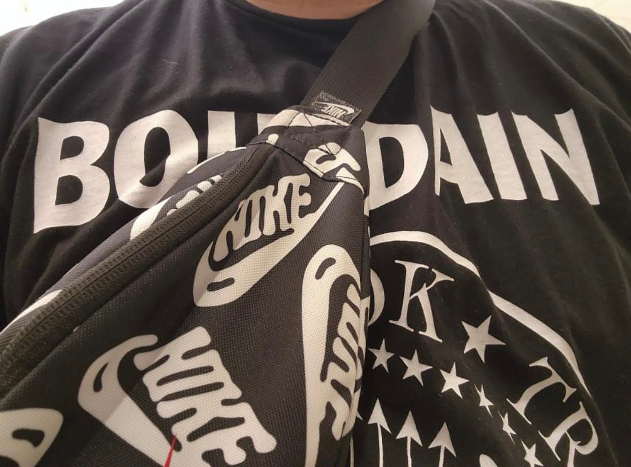 Bourdain T-Shirt Cleaverandblade.com